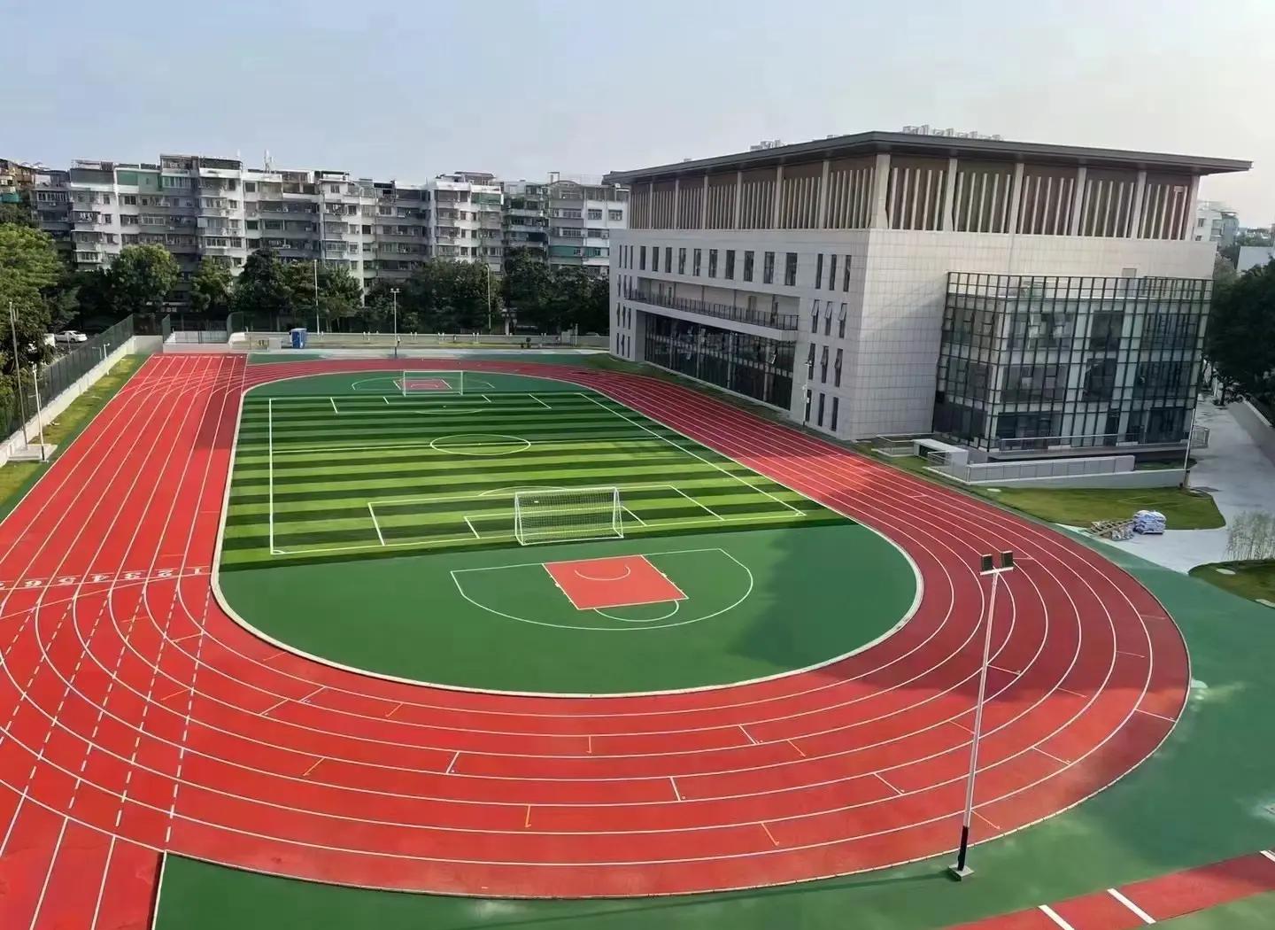 喀什地区硅PU塑胶篮球场 - 价格